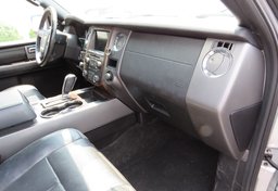 2017 Ford Expedition EL - Image 22