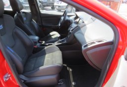 2018 Ford Focus - Image 24