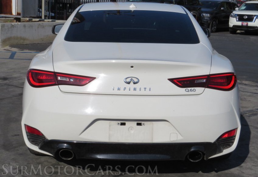 2017 Infiniti Q60 - Image 12
