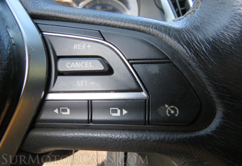 2017 Infiniti Q60 - Image 45