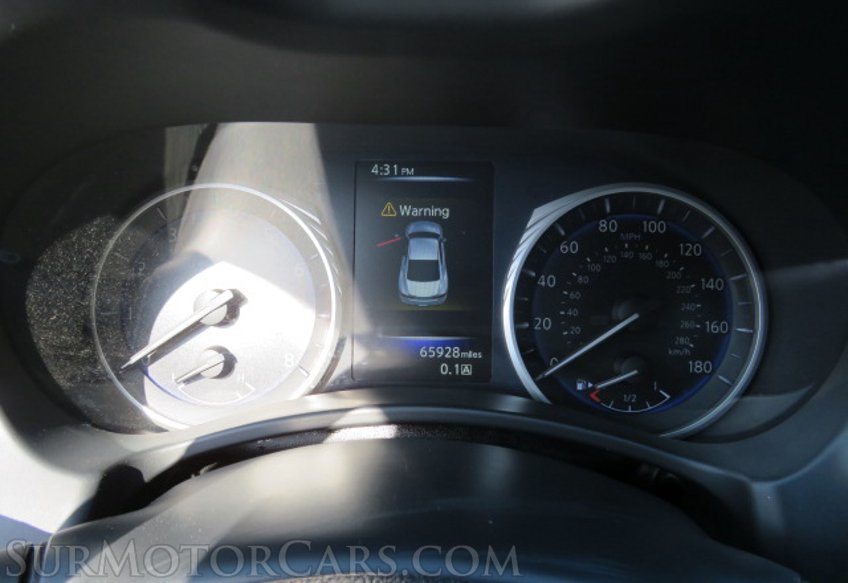 2017 Infiniti Q60 - Image 32