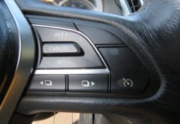 2017 Infiniti Q60 - Image 45