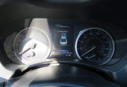 2017 Infiniti Q60 - Image 32