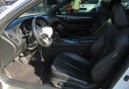 2017 Infiniti Q60 - Image 24