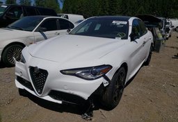 2021 Alfa Romeo Giulia - Image 2
