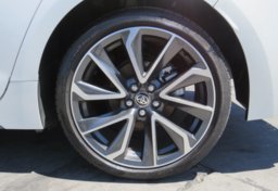 2020 Toyota Corolla - Image 11