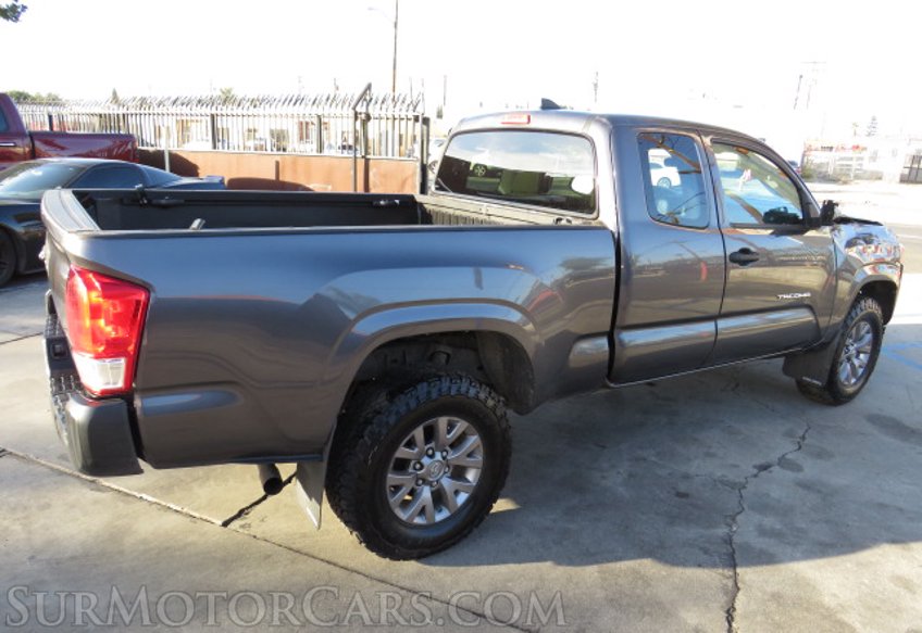 2016 Toyota Tacoma - Image 10