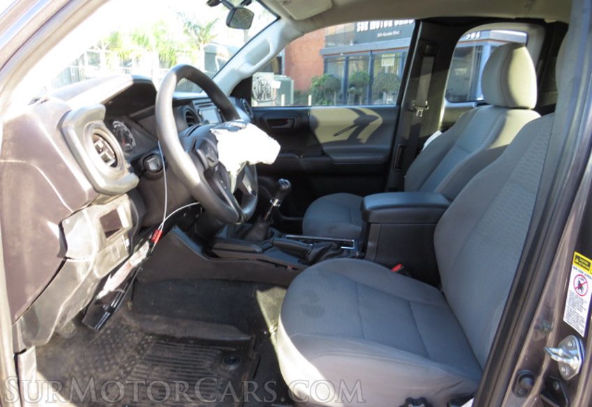 2016 Toyota Tacoma - Image 24