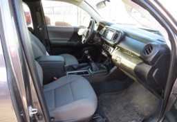 2016 Toyota Tacoma - Image 21