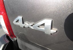 2016 Toyota Tacoma - Image 18