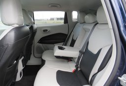 2018 Jeep Compass - Image 32