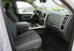 2017 Ram 1500 - Image 25