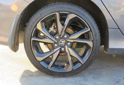 2019 Honda Civic Sedan - Image 18