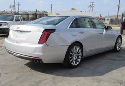 2018 Cadillac CT6 - Image 9
