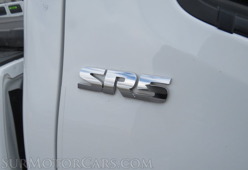 2017 Toyota Tacoma - Image 20