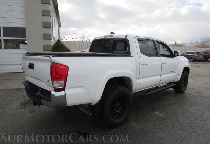 2017 Toyota Tacoma - Image 9