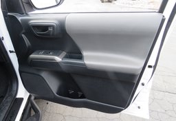 2017 Toyota Tacoma - Image 54