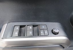 2017 Toyota Tacoma - Image 53