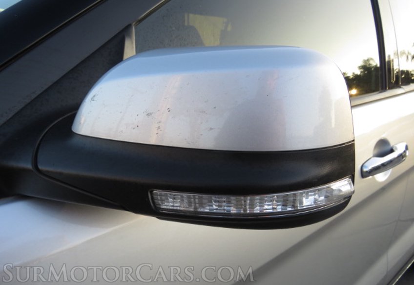 2019 Ford Explorer - Image 16