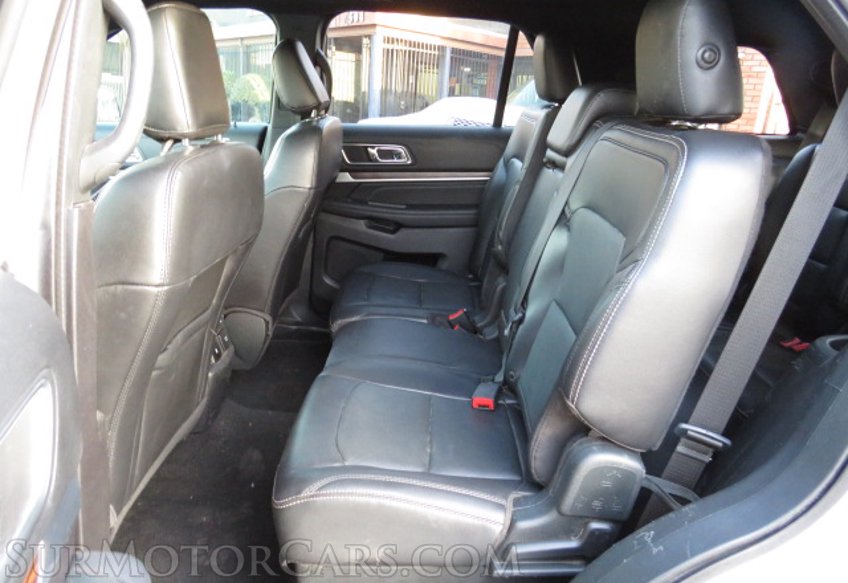 2019 Ford Explorer - Image 34