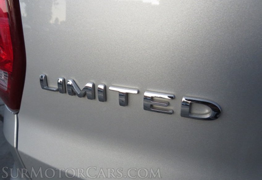 2019 Ford Explorer - Image 17