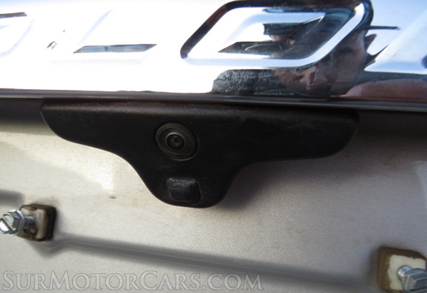 2019 Ford Explorer - Image 18