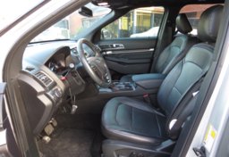 2019 Ford Explorer - Image 23