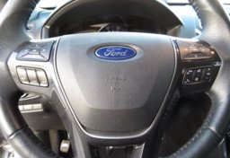 2019 Ford Explorer - Image 38
