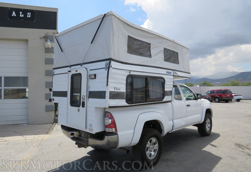 2010 Toyota Tacoma - Image 12