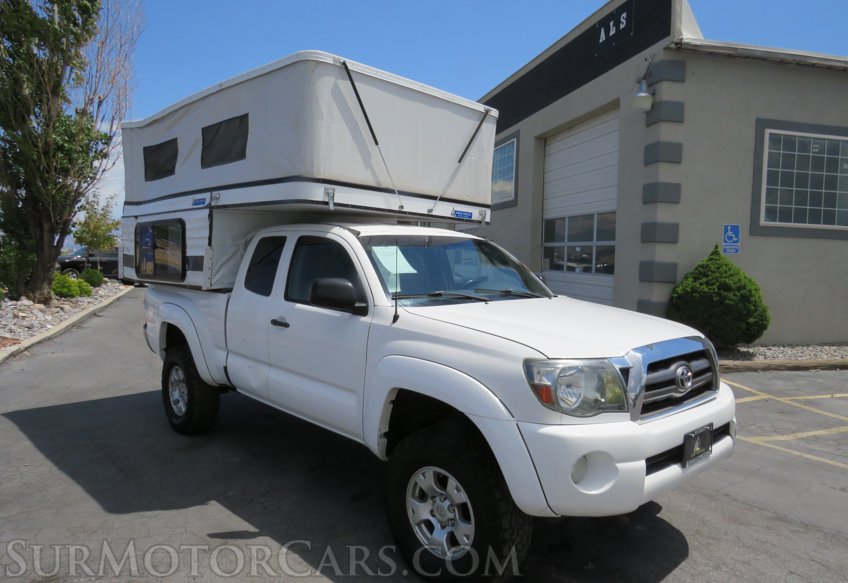 2010 Toyota Tacoma - Image 2