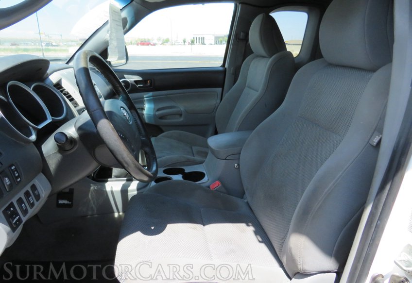 2010 Toyota Tacoma - Image 27
