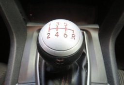 2019 Honda Civic - Image 45