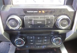 2019 Ford F-150 - Image 40