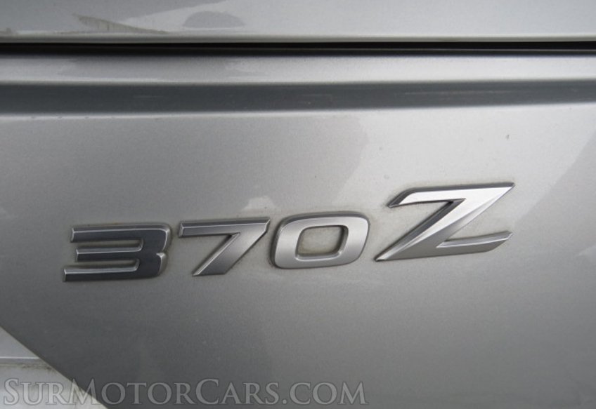 2015 Nissan 370Z - Image 14