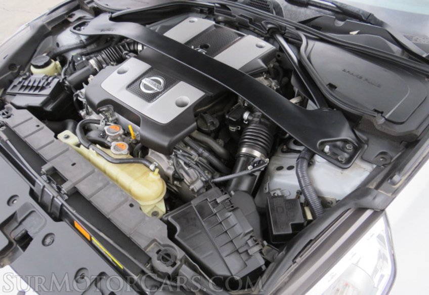 2015 Nissan 370Z - Image 35