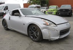 2015 Nissan 370Z - Image 16