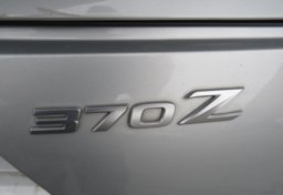 2015 Nissan 370Z - Image 14