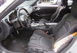 2015 Nissan 370Z - Image 18