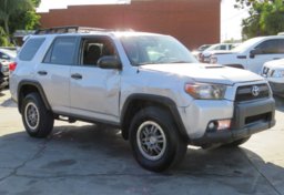 2013 Toyota 4Runner - Image 2