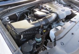 2013 Toyota 4Runner - Image 15