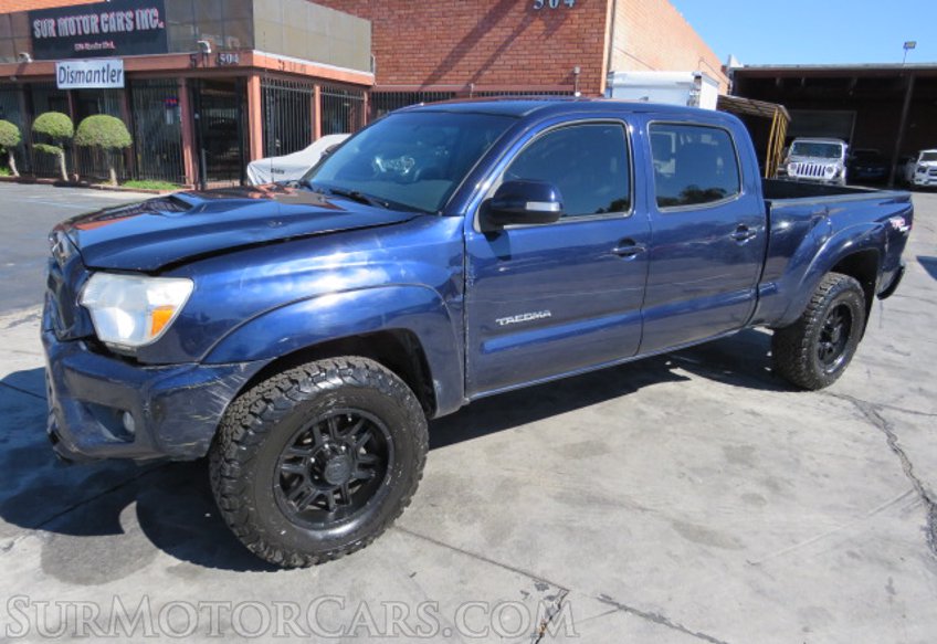 2012 Toyota Tacoma - Image 2