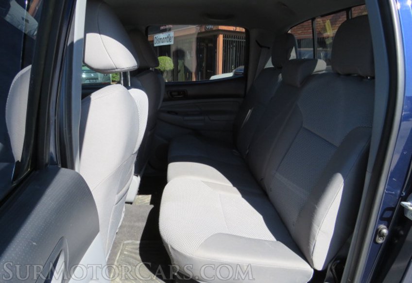 2012 Toyota Tacoma - Image 28