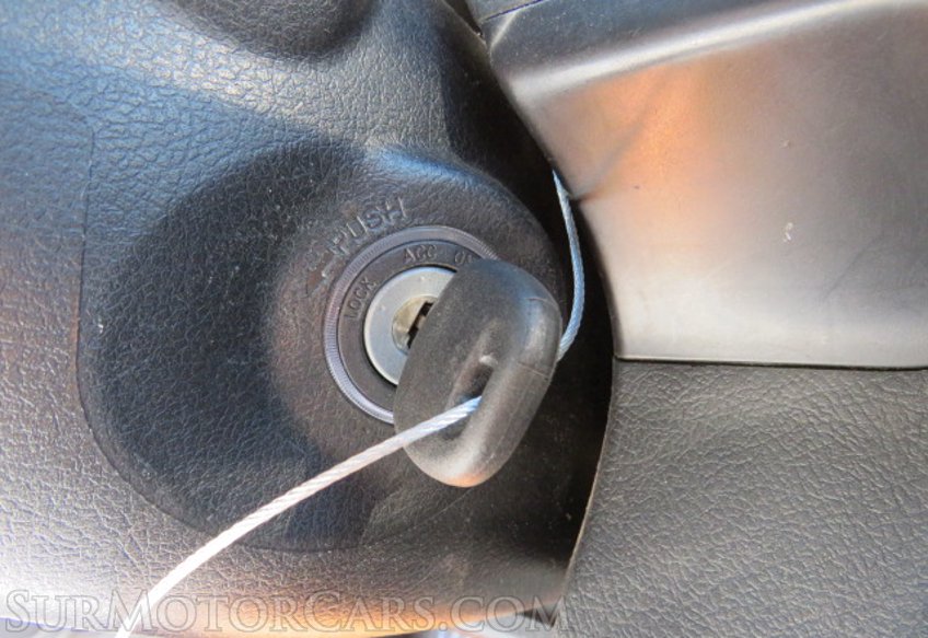 2013 Toyota Camry - Image 36