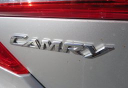 2013 Toyota Camry - Image 18