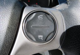 2013 Toyota Camry - Image 34