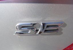 2013 Toyota Camry - Image 17