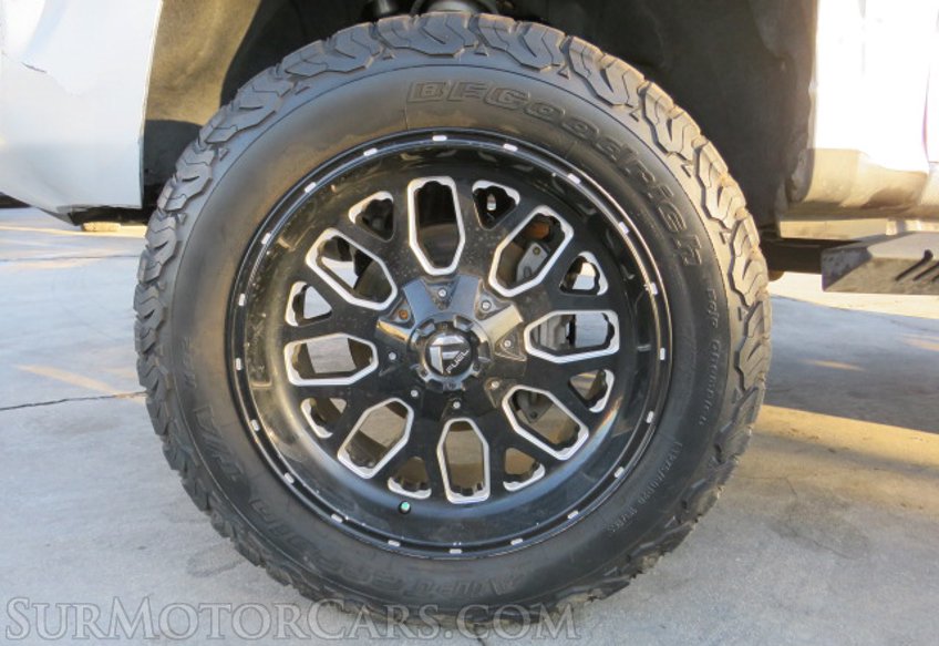 2020 Chevrolet Colorado - Image 22