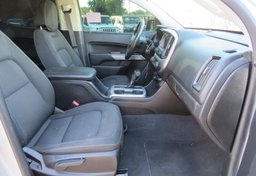 2020 Chevrolet Colorado - Image 28