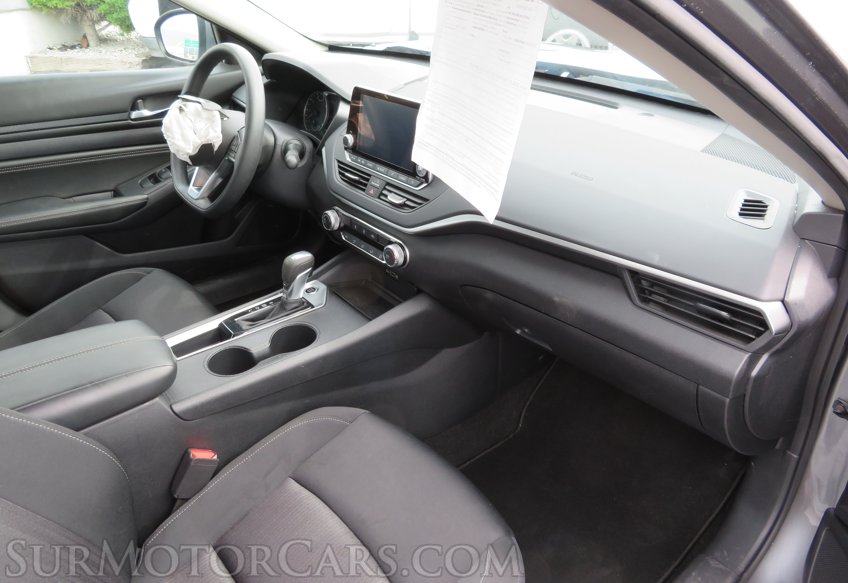 2020 Nissan Altima - Image 19