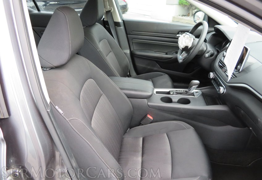 2020 Nissan Altima - Image 23